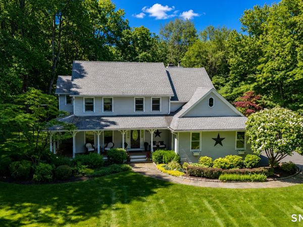 185 Center, Easton, CT 06612