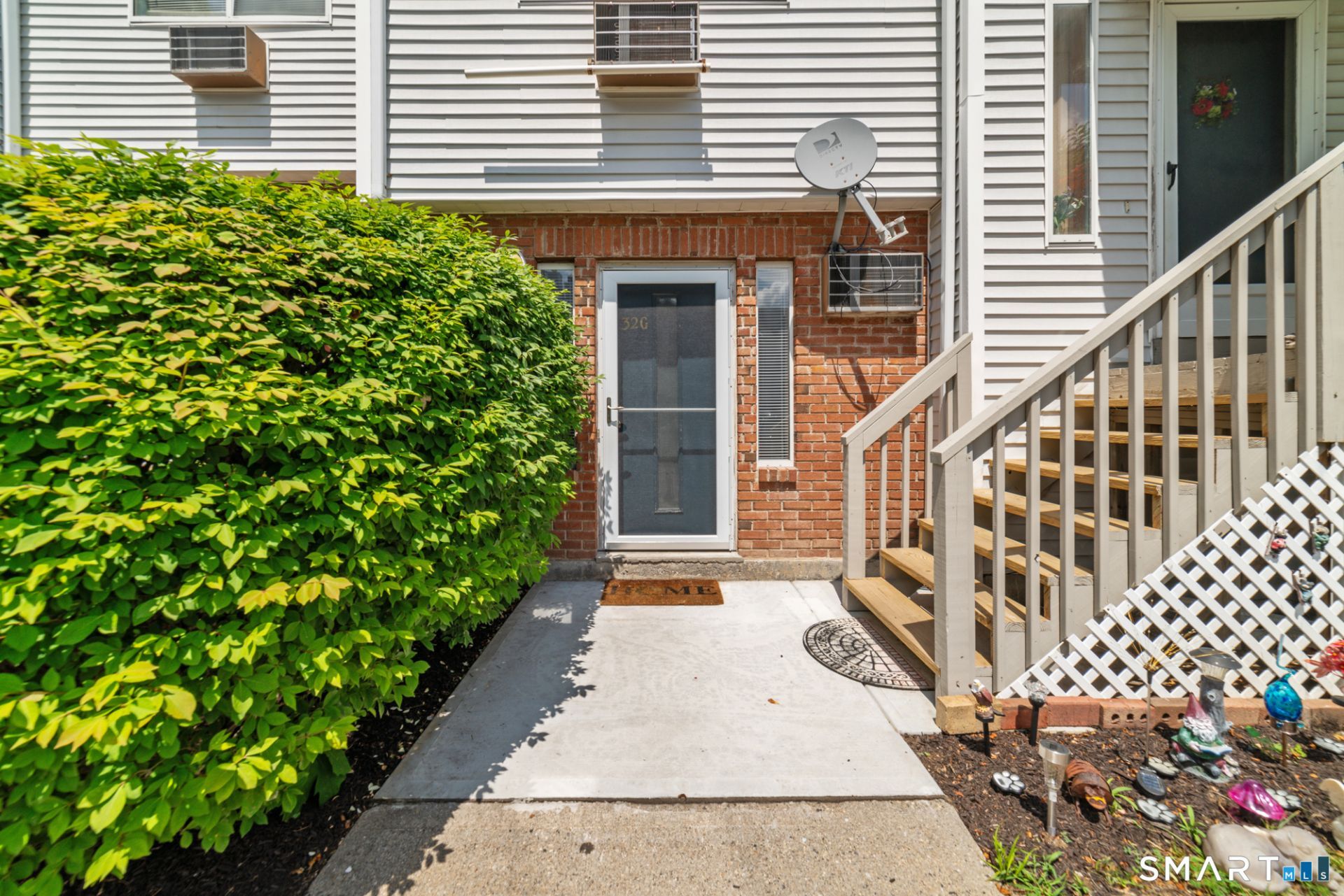 925 Oronoke, Unit 32G, Waterbury, CT 06708 Main Photo