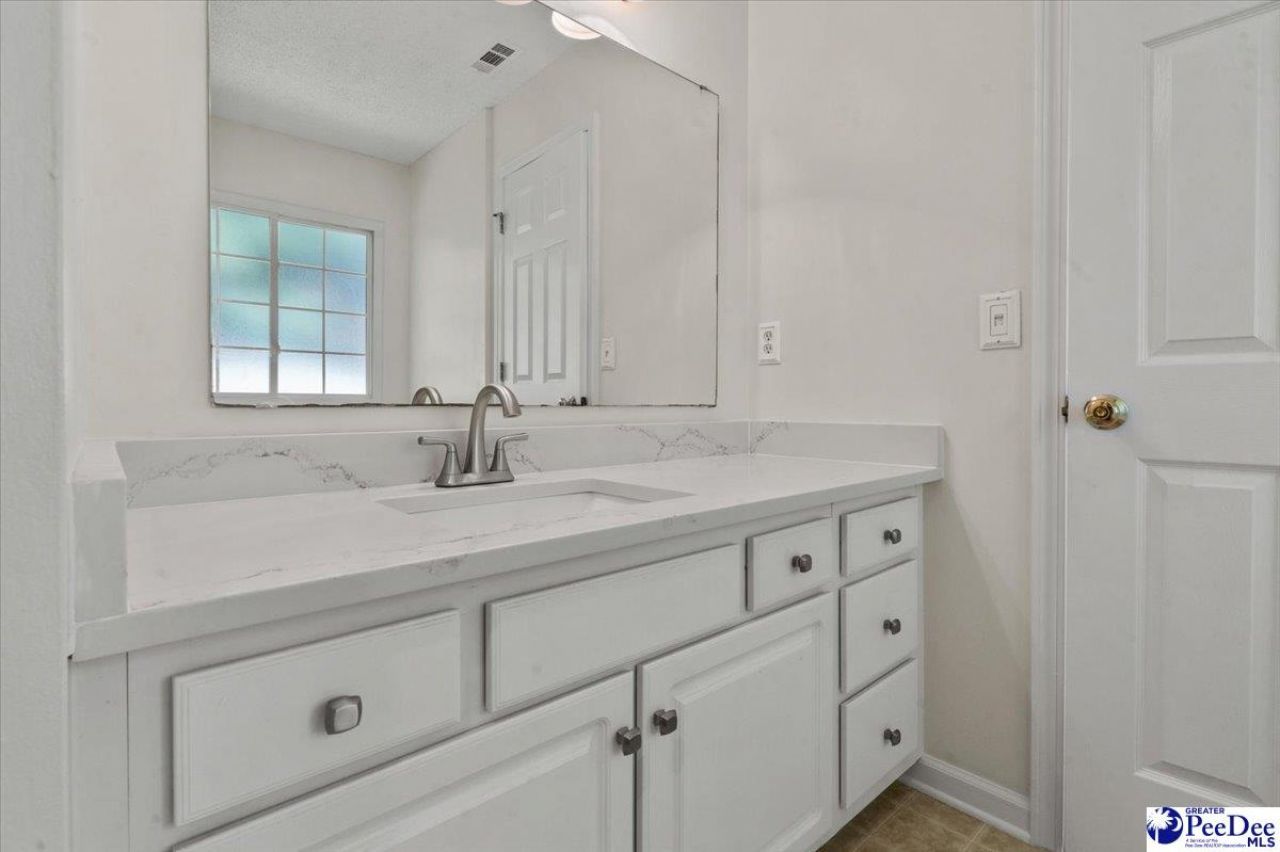 625 Aspen St Photo 29