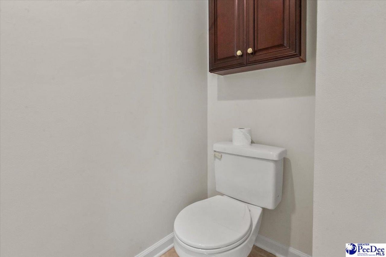 625 Aspen St Photo 32
