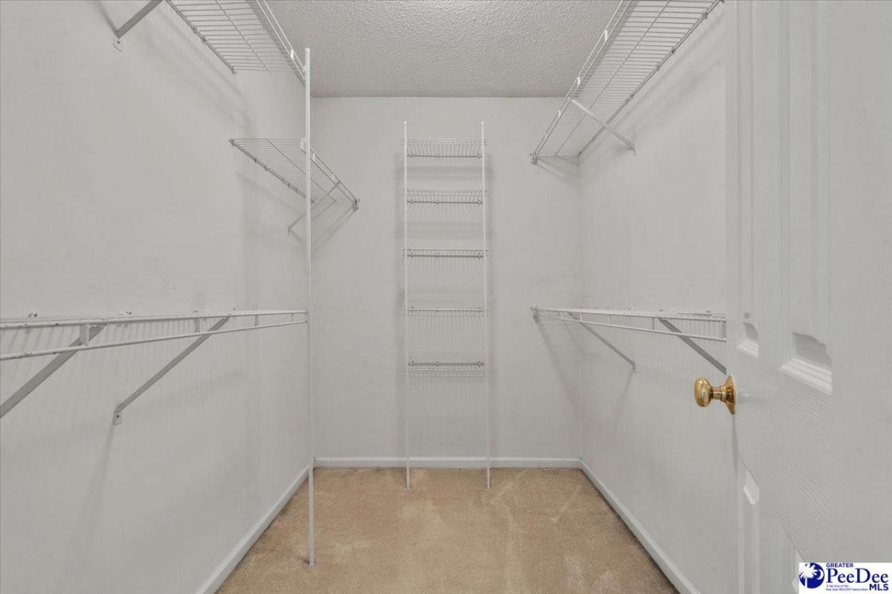 625 Aspen St Photo 33