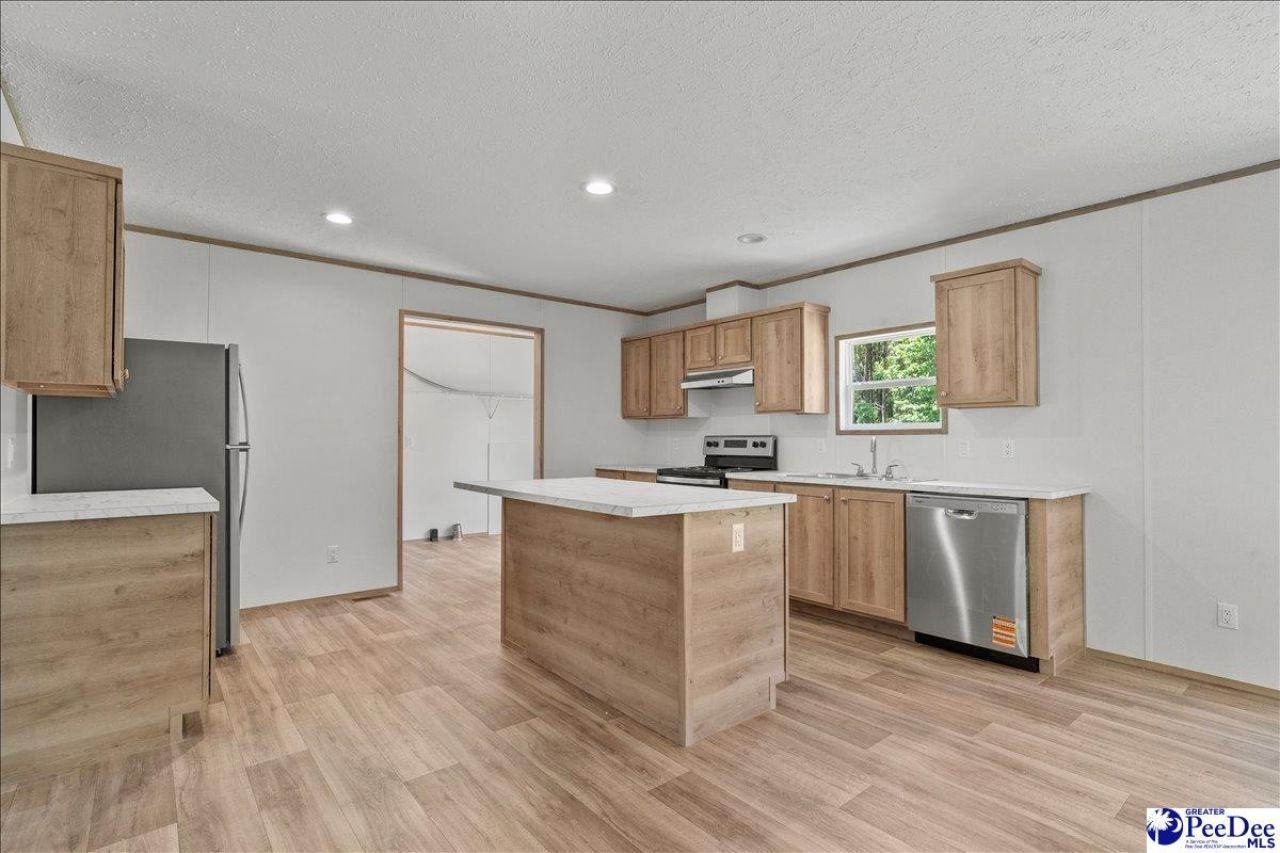 2823 N Old River Rd Photo 12