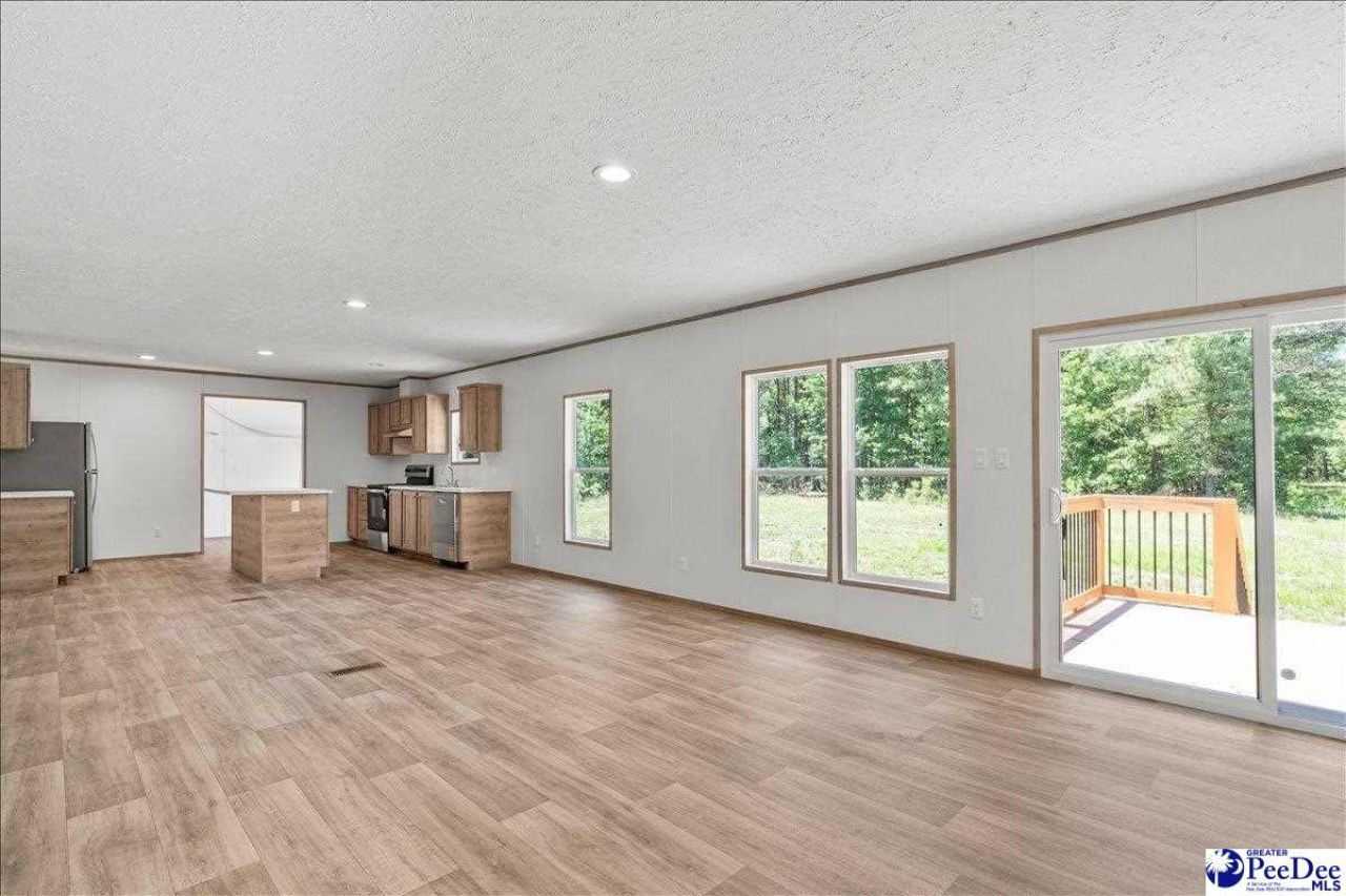 2823 N Old River Rd Photo 15