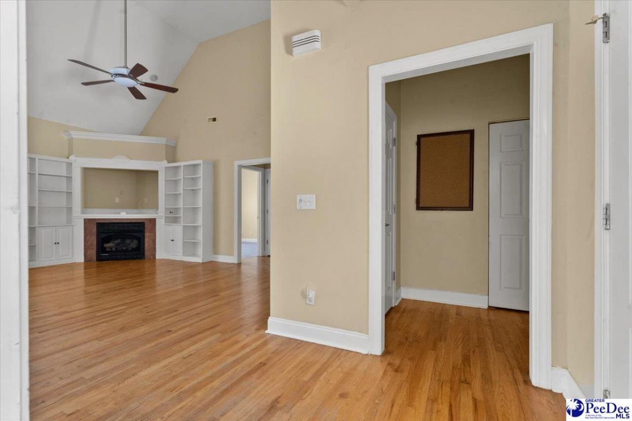441 Sterling Drive Photo 11