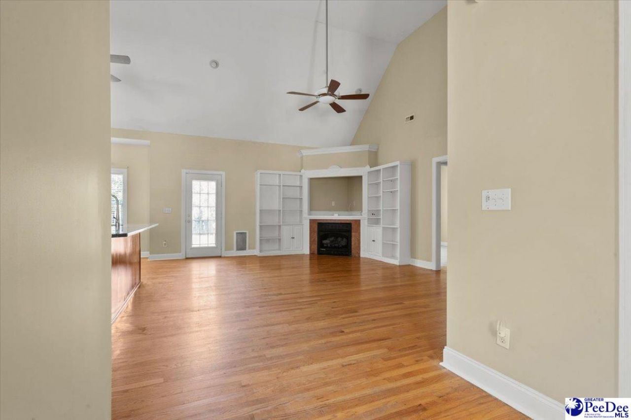 441 Sterling Drive Photo 15