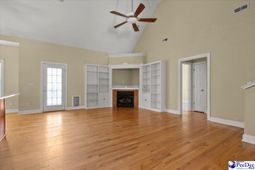 441 Sterling Drive photo 4
