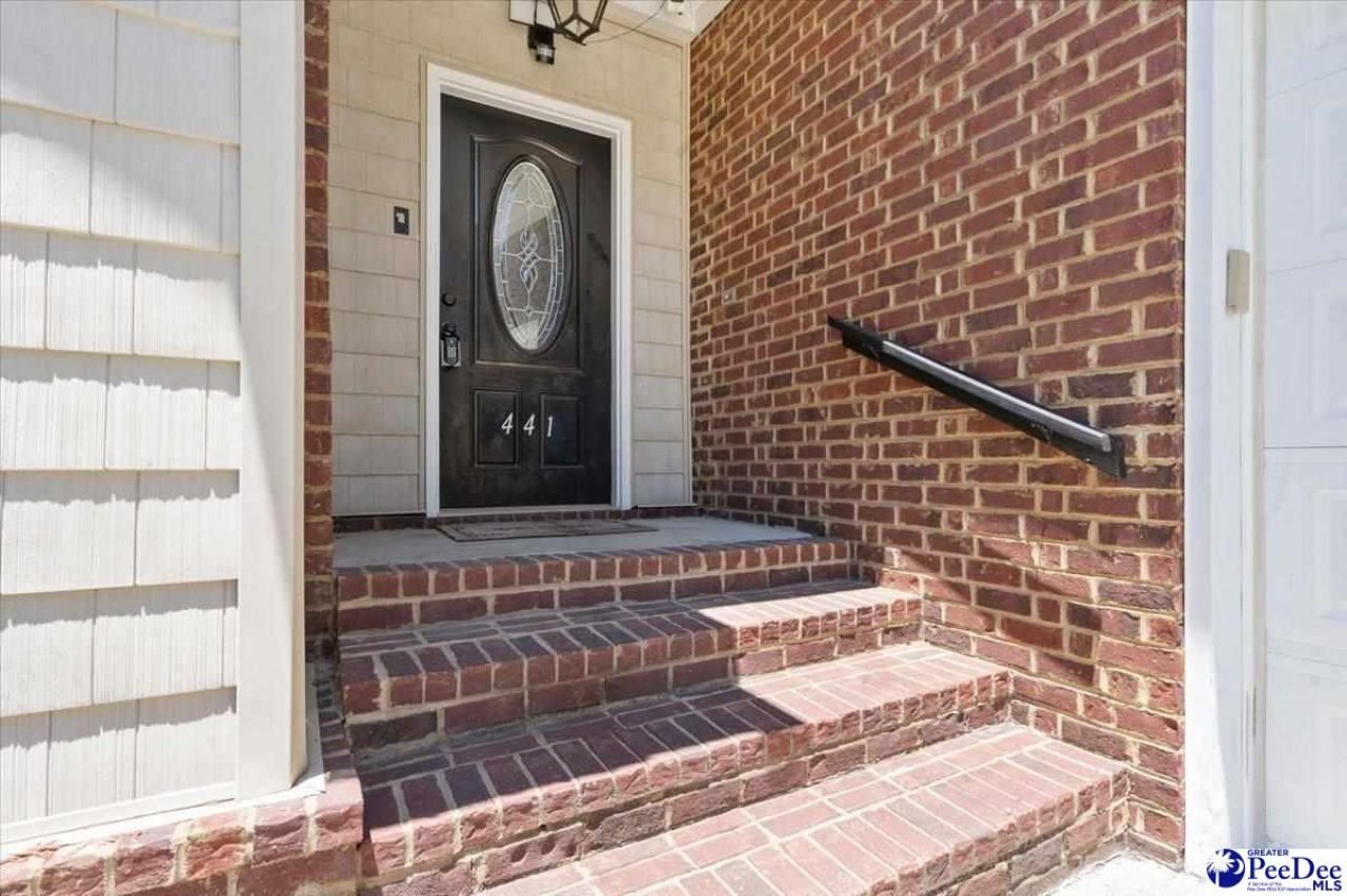 441 Sterling Drive Photo 8