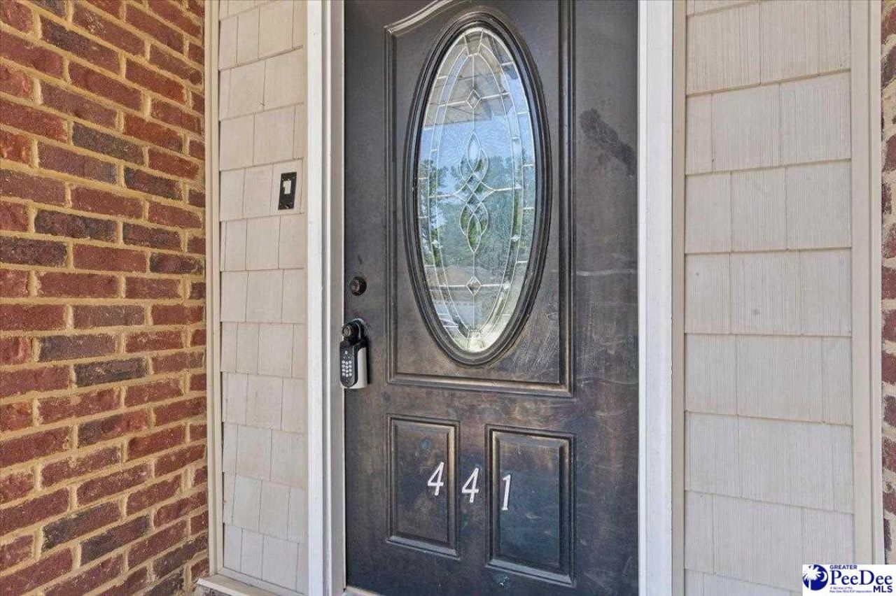 441 Sterling Drive Photo 9