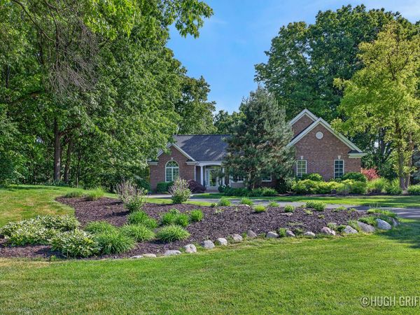 12917 Oak Highland Drive, Lowell, MI 49331