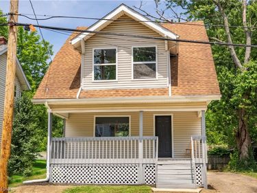799 Fess Avenue, Akron, OH 44307