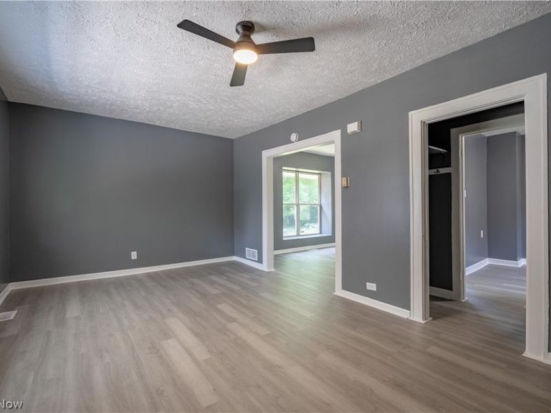 799 Fess Avenue, Akron, OH 44307 Photo 3