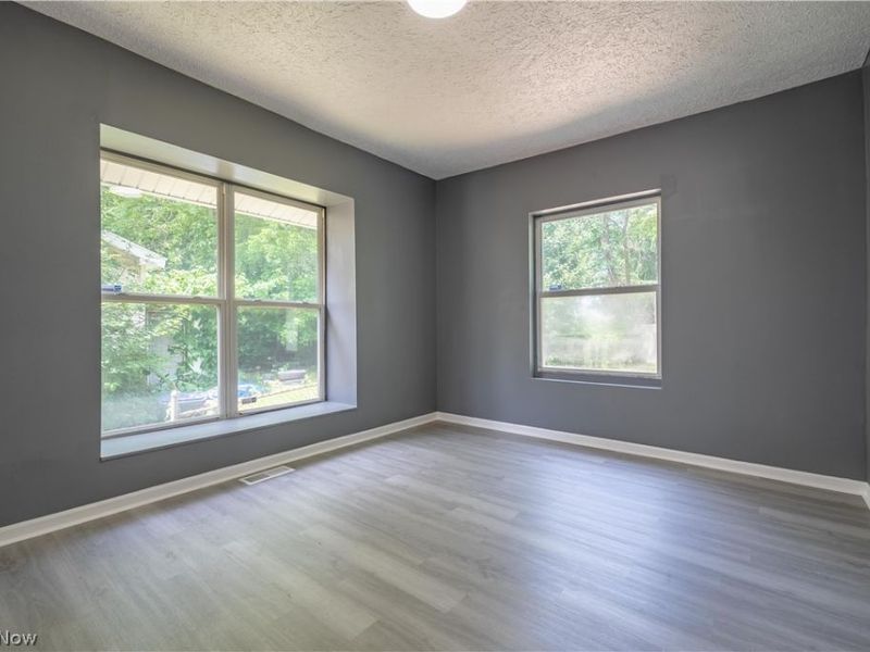 799 Fess Avenue, Akron, OH 44307 Photo 7