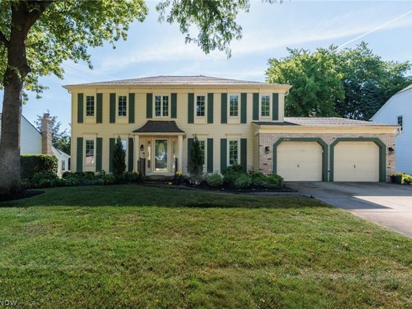 3703 Bradfords Gate , Rocky River, OH 44116