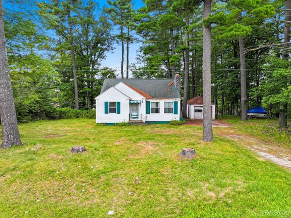 N3697 US 2 Highway, Breitung Twp, MI 49801