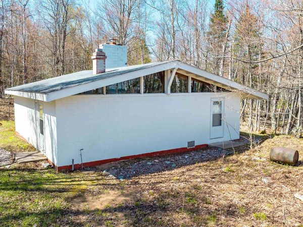 57801 Lakeshore Drive, Calumet Twp, MI 49913