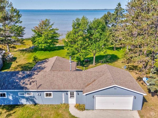 9135 00.25 Road, Garden Twp, MI 49835