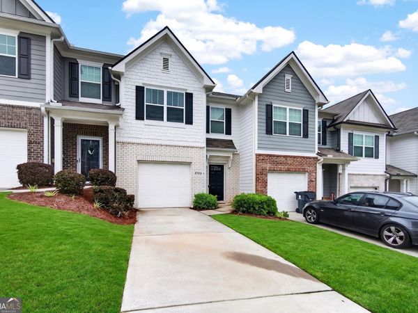 5705 Union Pointe Drive, Union City, GA 30291