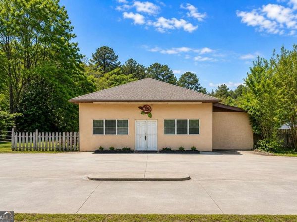 3805 Stonewall Tell Road, College Park, GA 30349