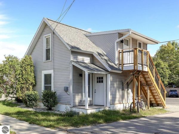 509 Rose Street, Traverse City, MI 49686