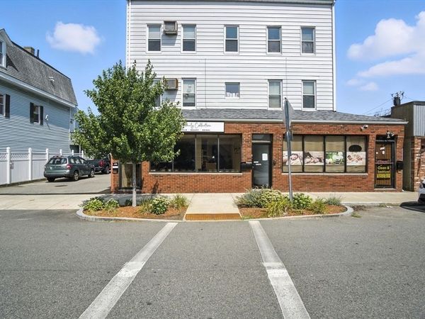 111 Albion St, Unit B, Wakefield, MA 01880