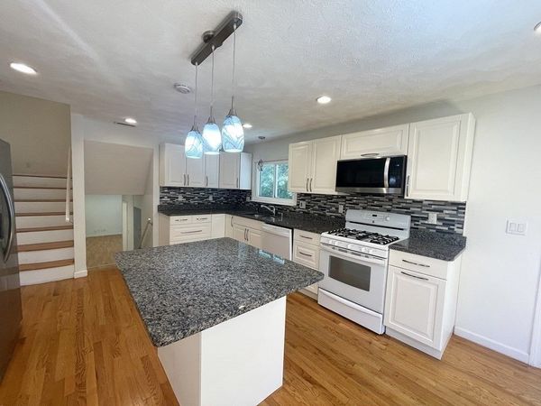 744 Dedham St, Newton, MA 02459