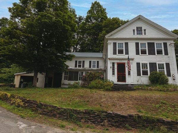 2 Cross Street, Buckland, MA 01338