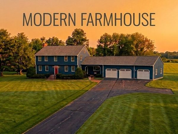 11 Lawndale Rd, Tyngsborough, MA 01879