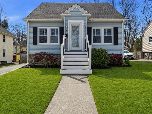 17 Lansing Ave, Worcester, MA 01605