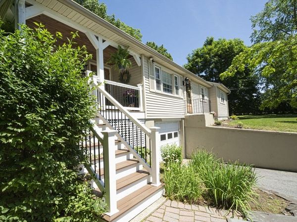 53 Boutelle Rd, Sterling, MA 01564