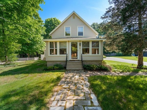 94 W Plain St, Wayland, MA 01778