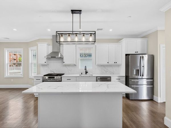152 Washington St, Unit 2, Boston, MA 02135