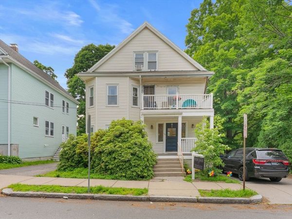 110 Crescent Ave, Melrose, MA 02176
