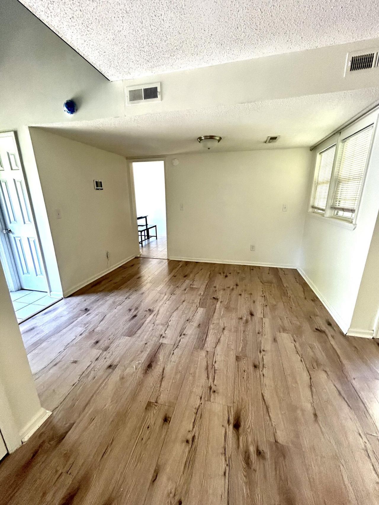 91 Indigo Lane Photo 4