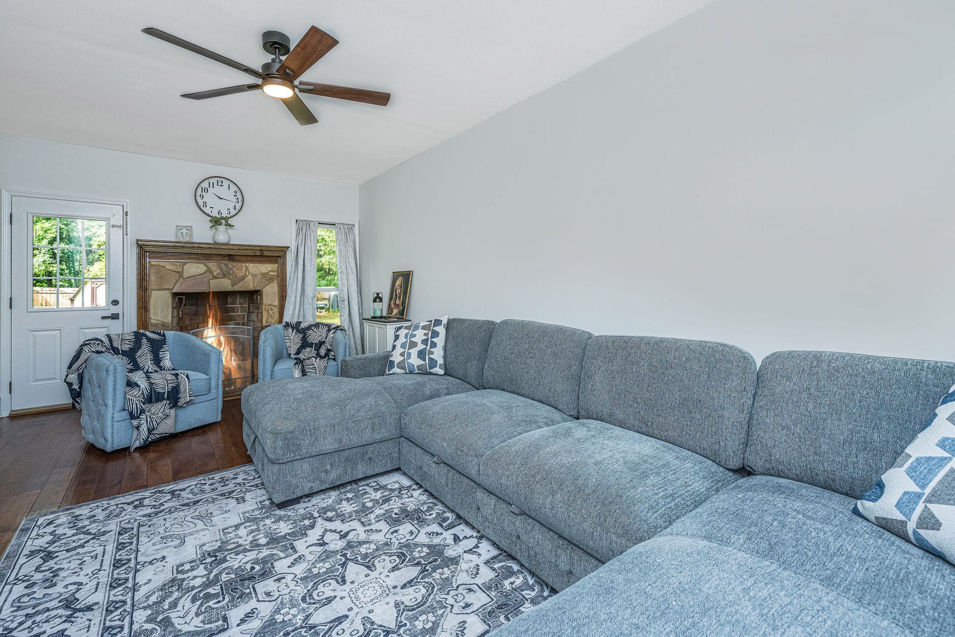 112 Foxfire Court Photo 13