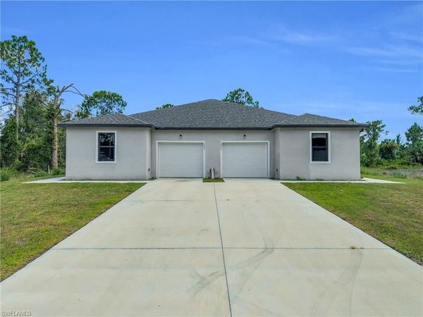 1054 Ainsworth ST E, LEHIGH ACRES, FL 33974