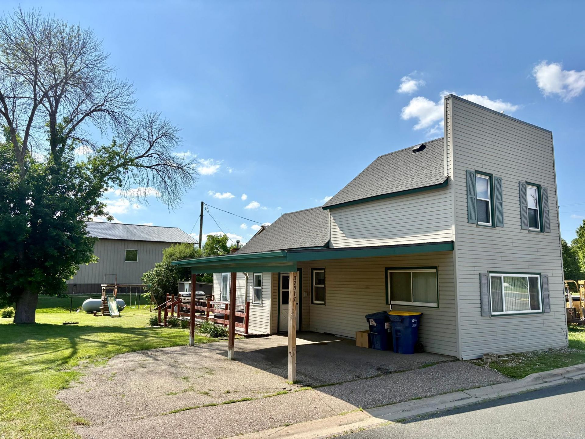 37517 Goodhue Avenue, Dennison, MN 55018