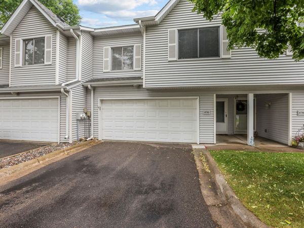 8792 Norway Street NW, Coon Rapids, MN 55433