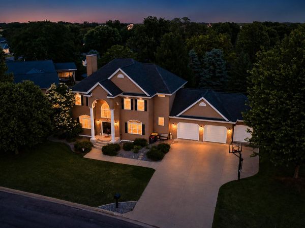 504 Northwood Drive, Redwood Falls, MN 56283