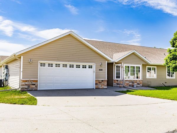 4688 44th Avenue S, Unit D, Fargo, ND 58104