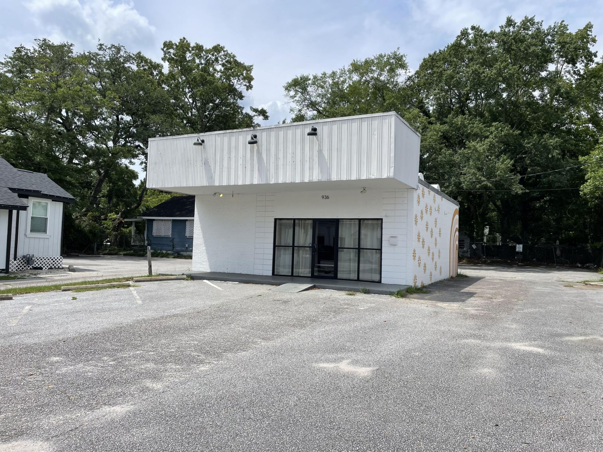936 Savannah Highway Photo 6