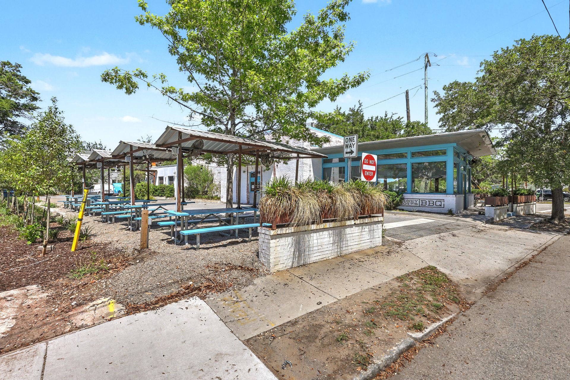 1011 King Street  Photo 26
