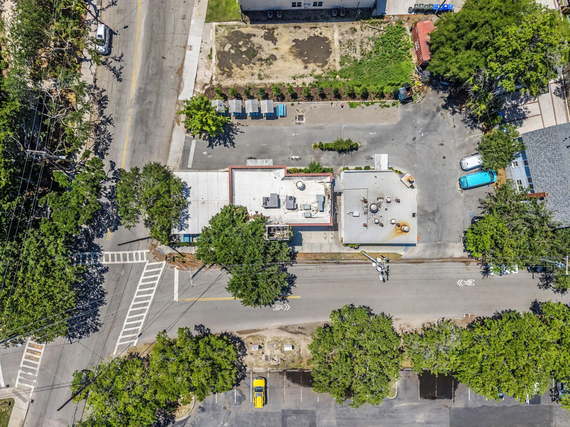 1011 King Street  Photo 36