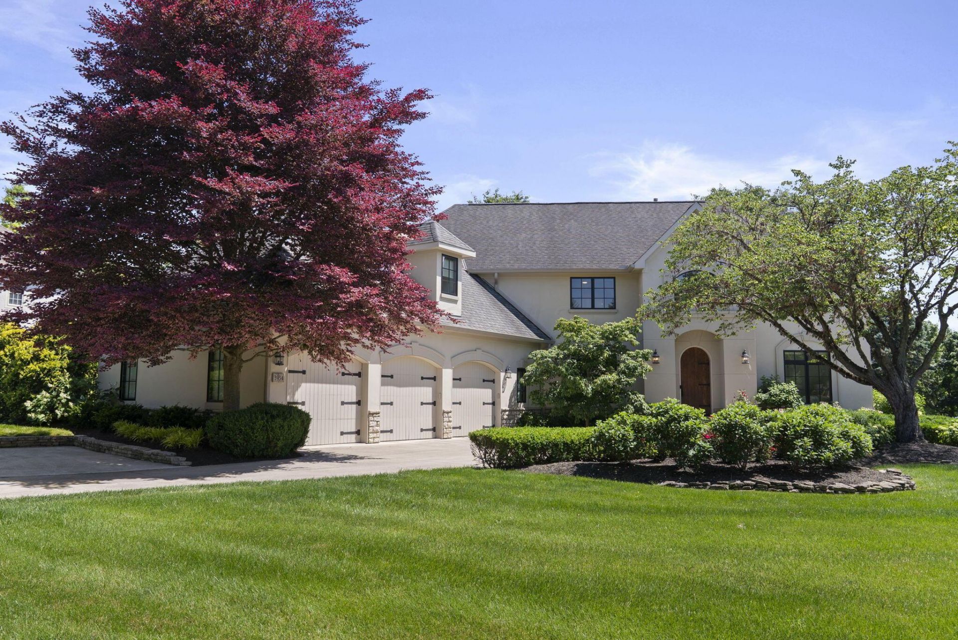 3934 Tarrington Lane , Upper Arlington, OH 43220 Main Photo