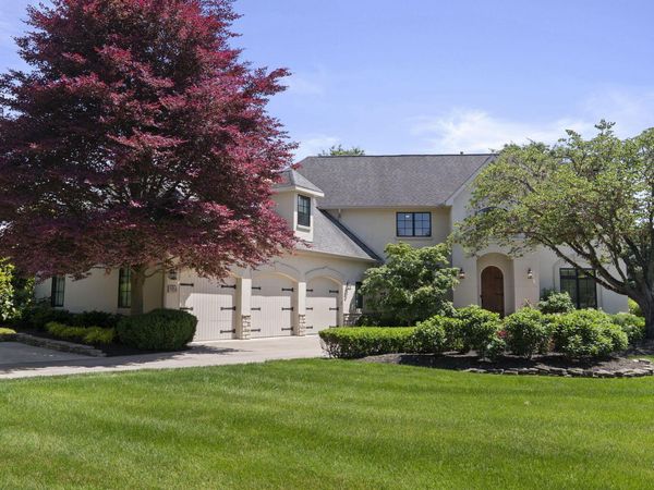 3934 Tarrington Lane , Upper Arlington, OH 43220
