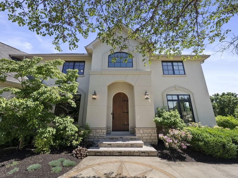 3934 Tarrington Lane , Upper Arlington, OH 43220 Photo 2