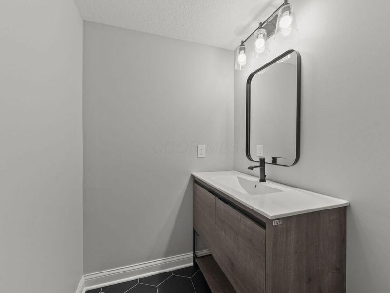 3934 Tarrington Lane , Upper Arlington, OH 43220 Photo 54