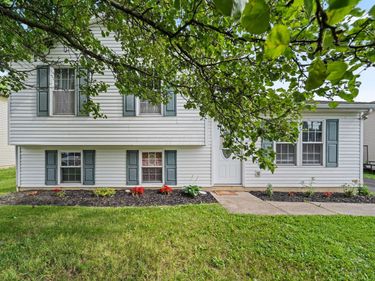 1638 Elm Creek Drive , Grove City, OH 43123