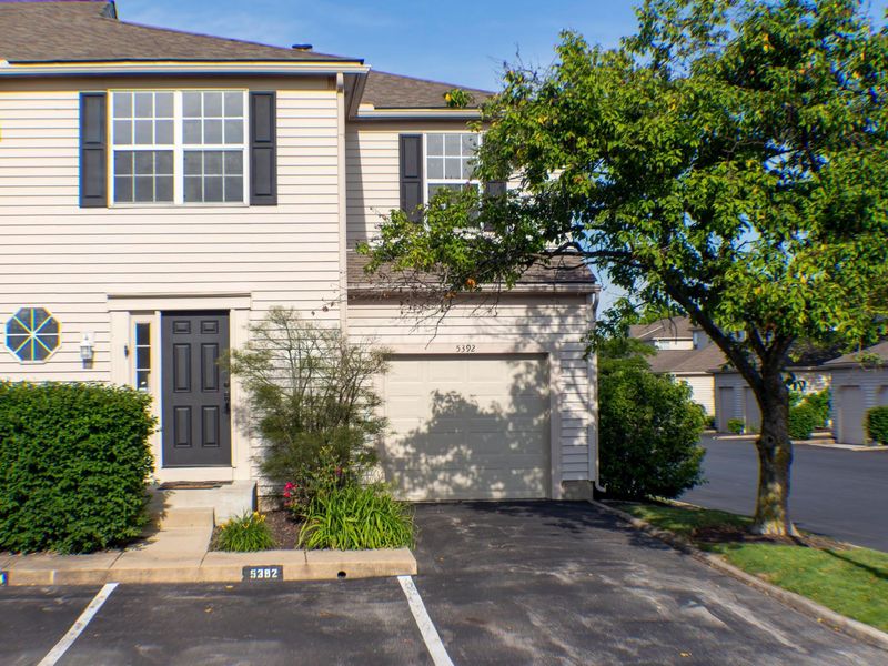 5392 Pickforde Drive , Unit 5E, Columbus, OH 43235 Photo 1