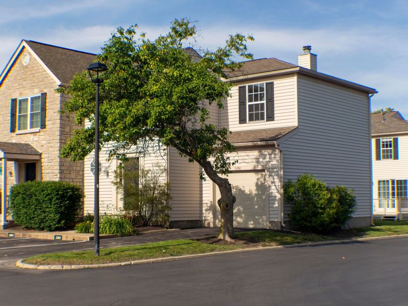 5392 Pickforde Drive , Unit 5E, Columbus, OH 43235 Photo 3