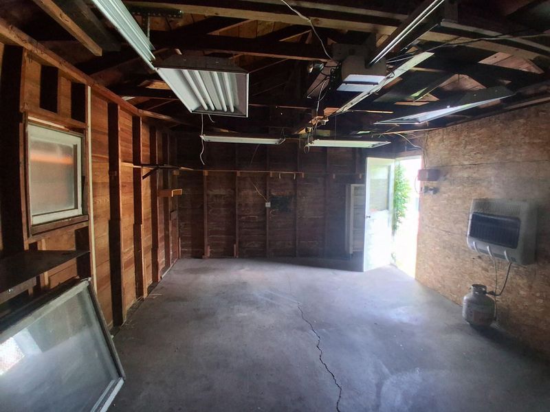 215 Whitehouse Street , Crooksville, OH 43731 Photo 18